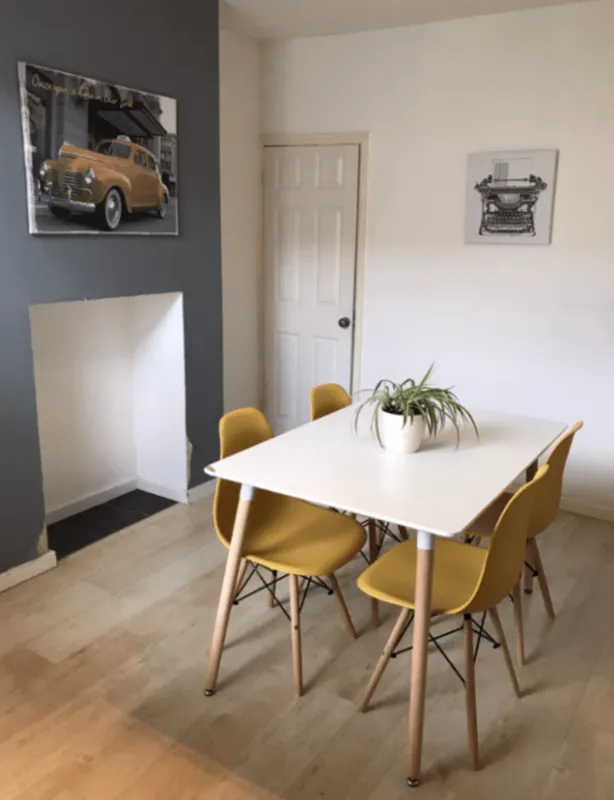 Lancaster Pl // 2 Bed // AUG 2026 - Image 2